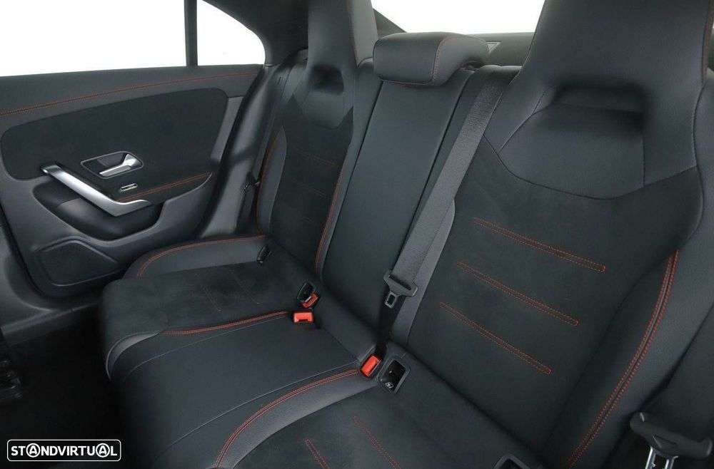 Mercedes-Benz CLA 200 d AMG Line Aut. - 13