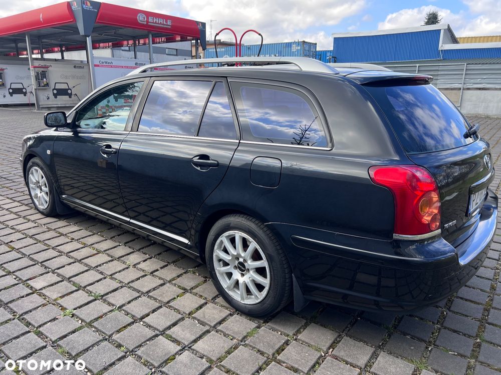 Toyota Avensis 1.8 VVT-i Sol - 8