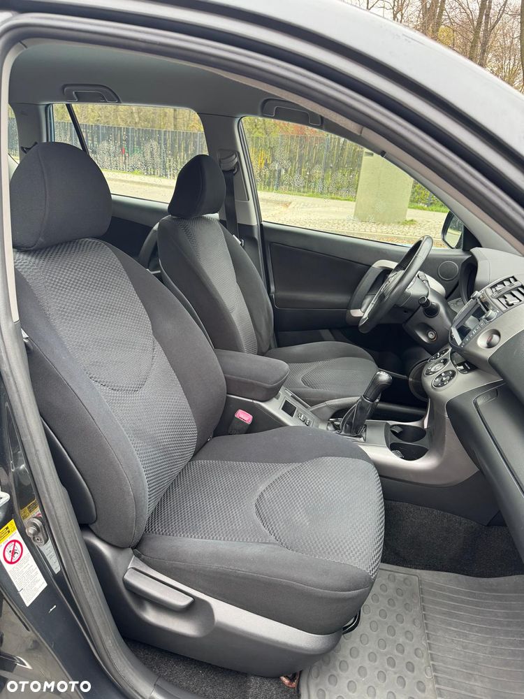 Toyota RAV4 2.0 VVT-i Sol - 15