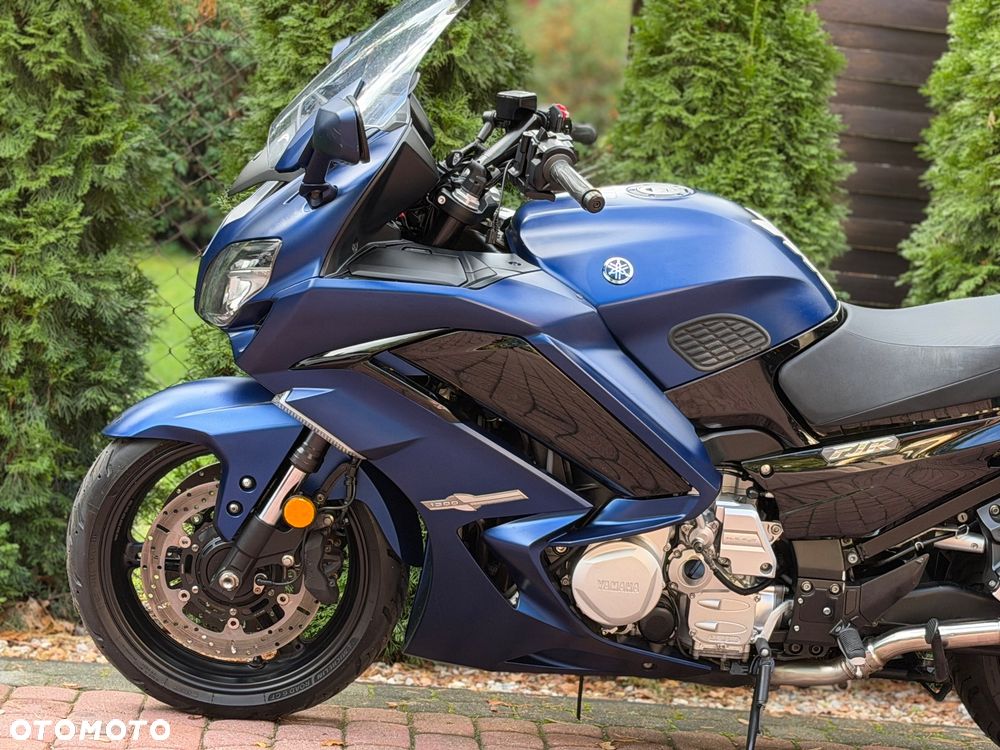 Yamaha FJR - 18