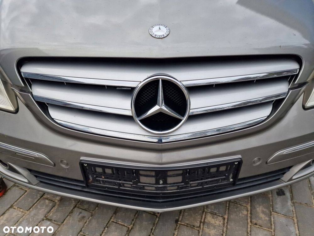 MERCEDES B KLASA W245 GRILL B KLASA 05-08 TRZY RAMIENNY PRZED LIFTOWY - 1
