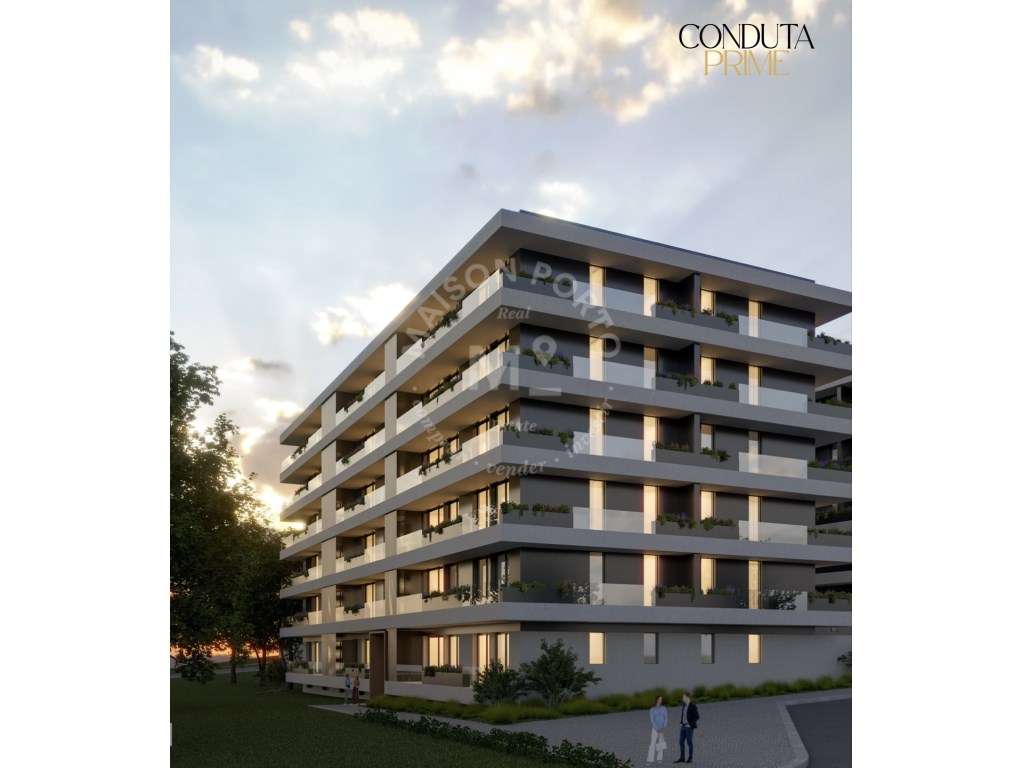 Apartamento T2 com Varanda em Condomínio Fechado na Avenida da Cond... - Grande imagem: 5/14