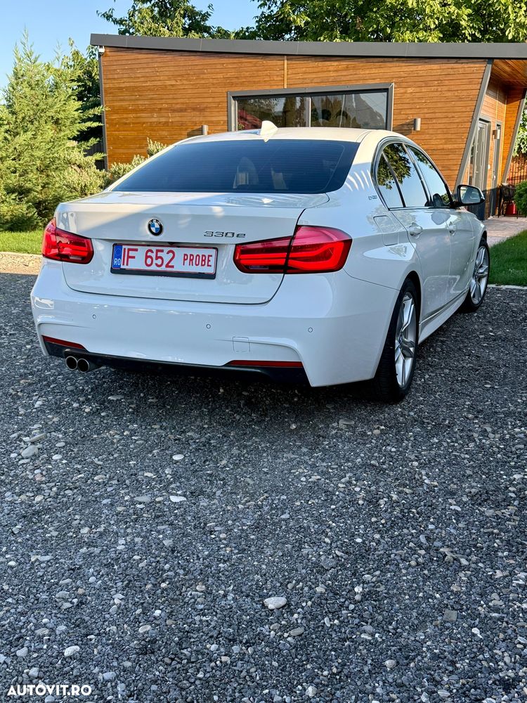 BMW Seria 3 330e iPerformance AT M Sport - 8