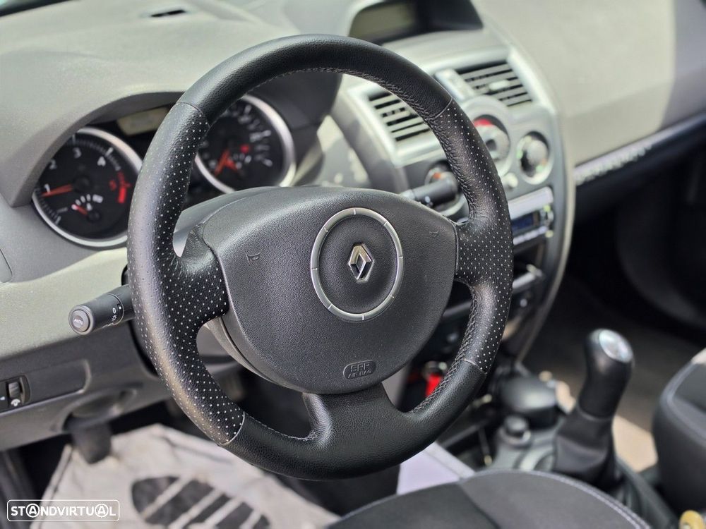 Renault Mégane 1.5 dCi Dynamique - 12