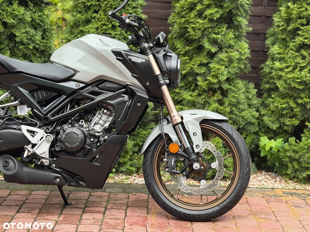 Honda CB - 10