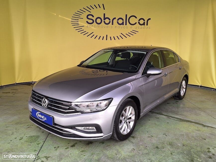 VW Passat 1.6 TDI Confortline DSG - 1