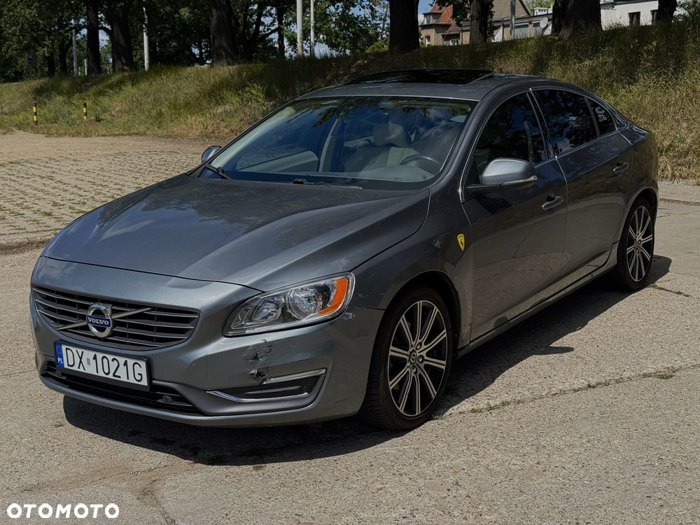 Volvo S60 - 4