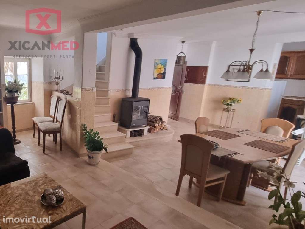 Casa no centro de Almoçageme - Grande imagem: 2/29