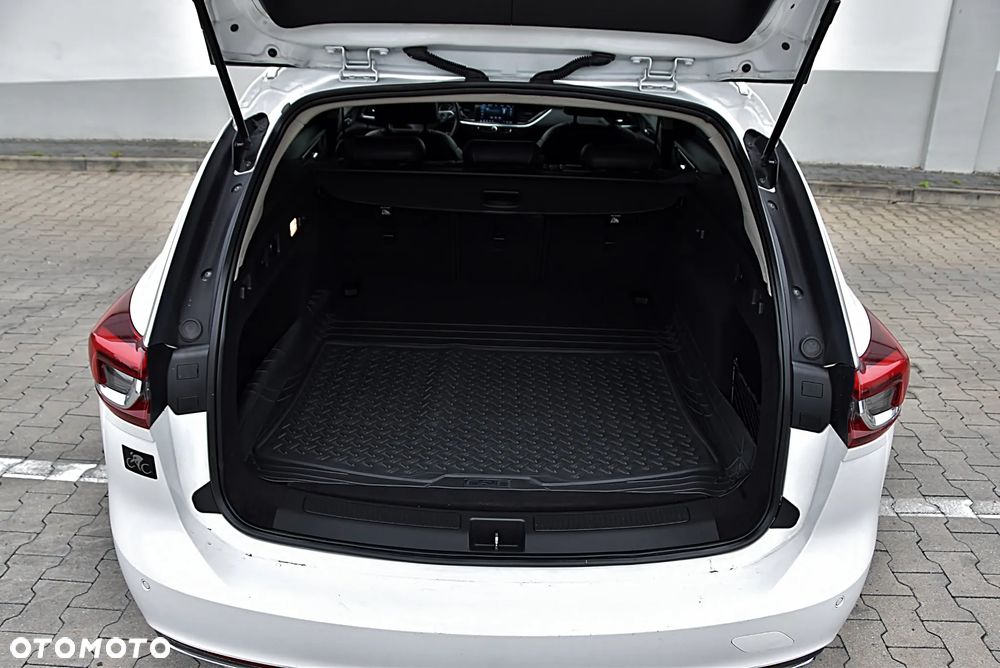 Opel Insignia 2.0 BiTurbo 4x4 Innovation - 4