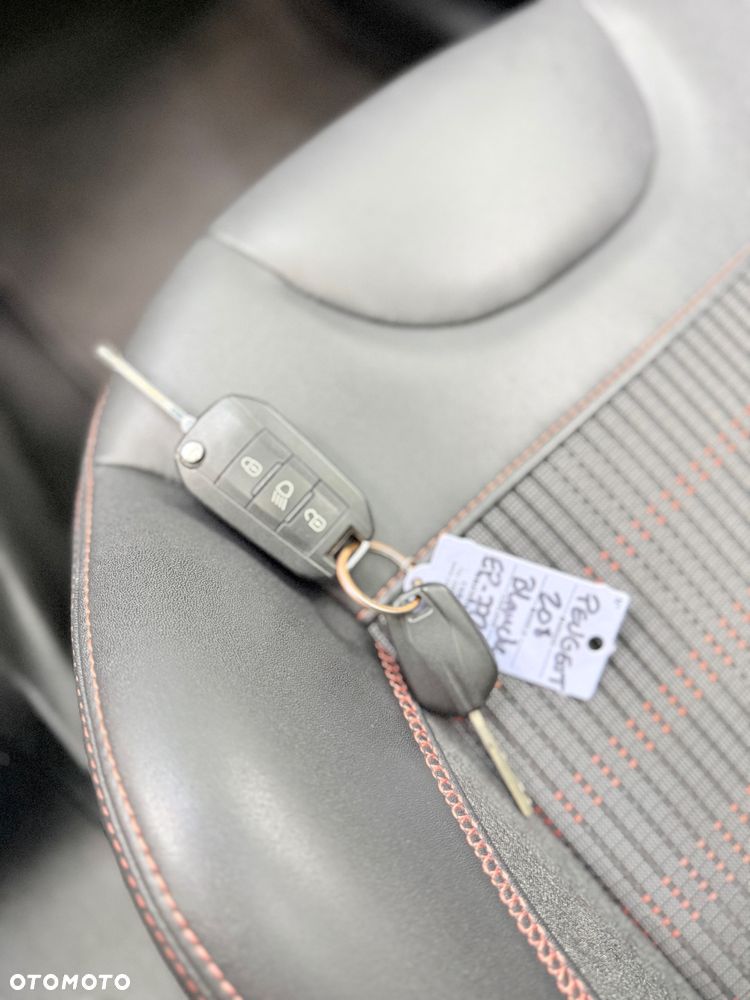 Peugeot 208 PureTech 110 Stop & Start Allure - 31