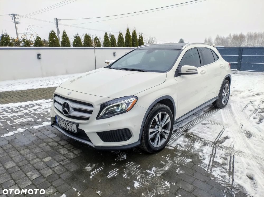 Mercedes-Benz GLA 250 4Matic 7G-DCT AMG Line - 11