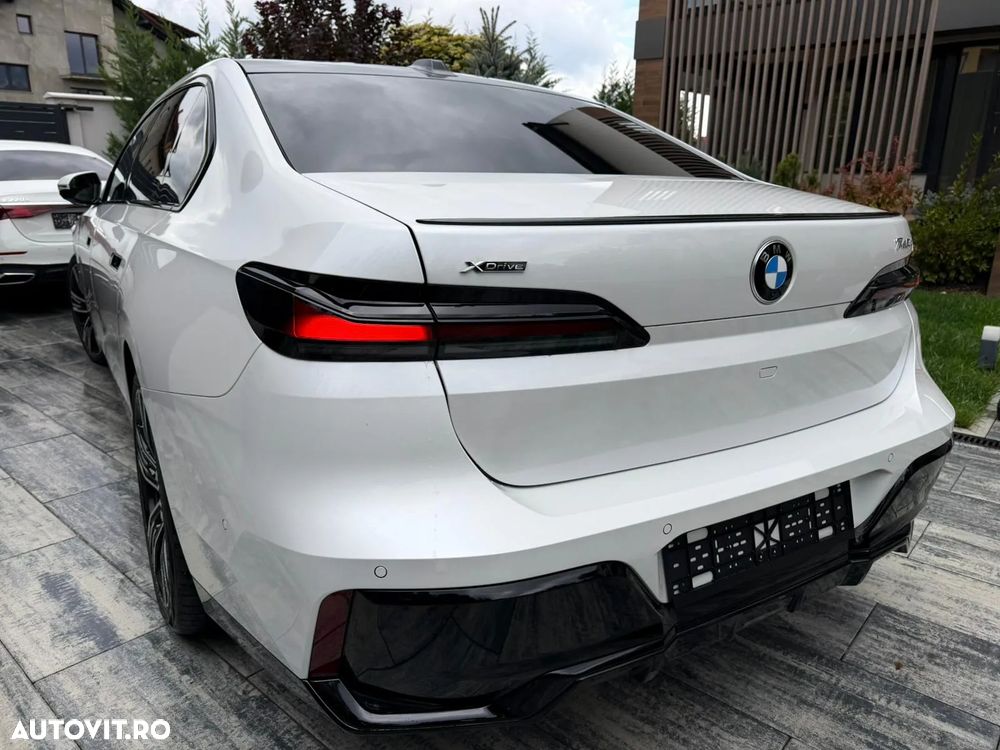 BMW Seria 7 - 4