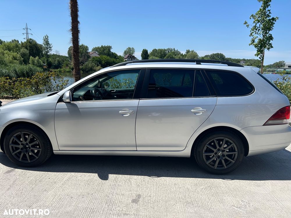 Volkswagen Golf 1.6 TDI DPF Comfortline - 4