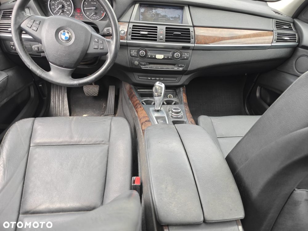 BMW X5 xDrive35i Edition Exclusive - 10