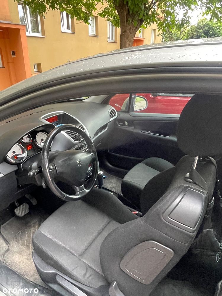 Peugeot 207 - 5