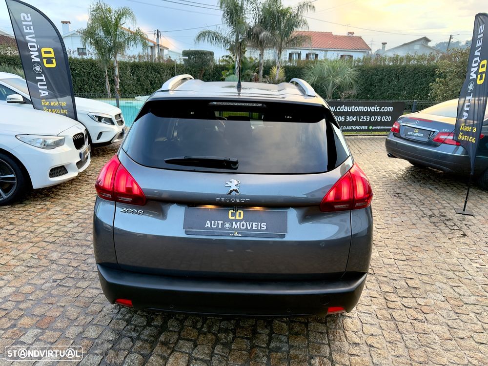 Peugeot 2008 1.5 BlueHDi Signature - 3