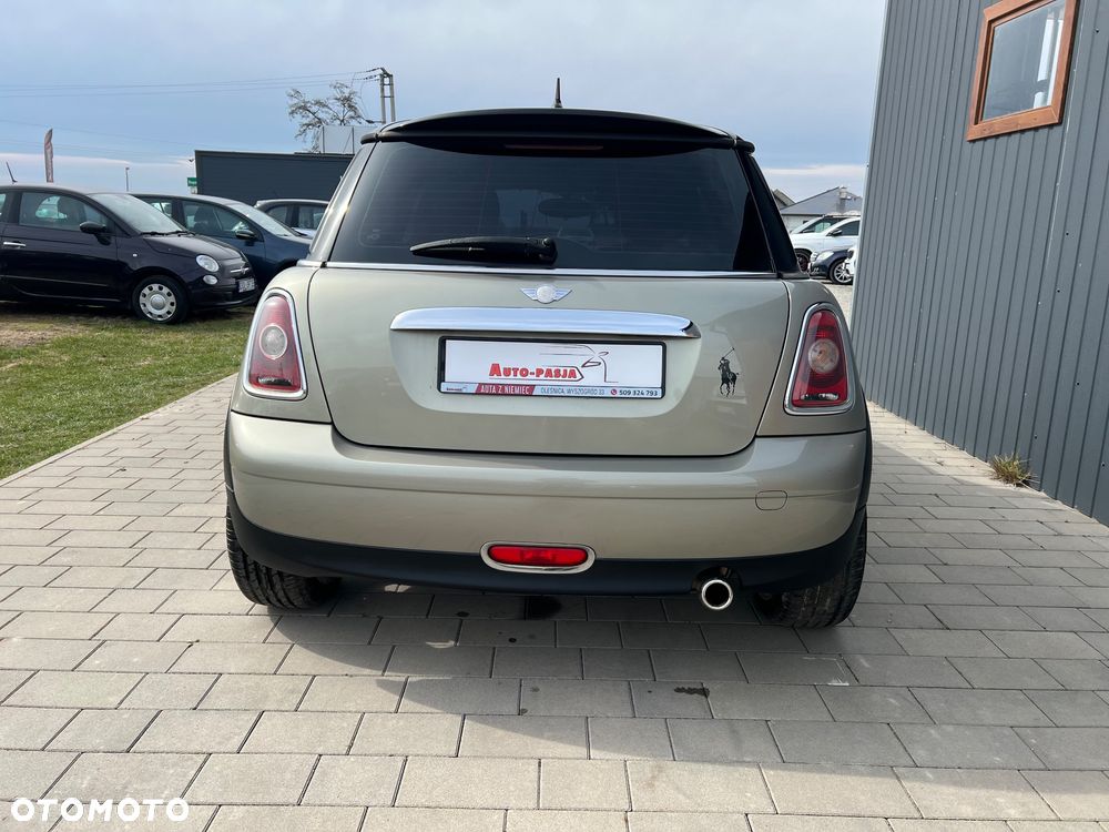 MINI Cooper Standard - 6