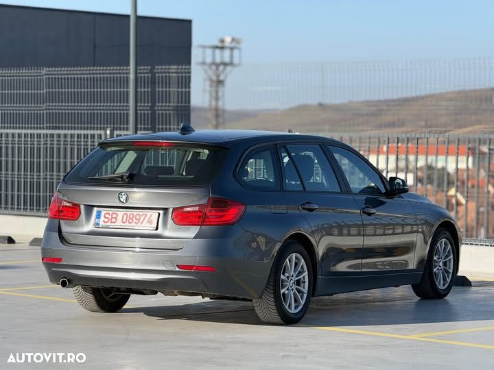 BMW Seria 3 318d Blue Performance Luxury Line - 3