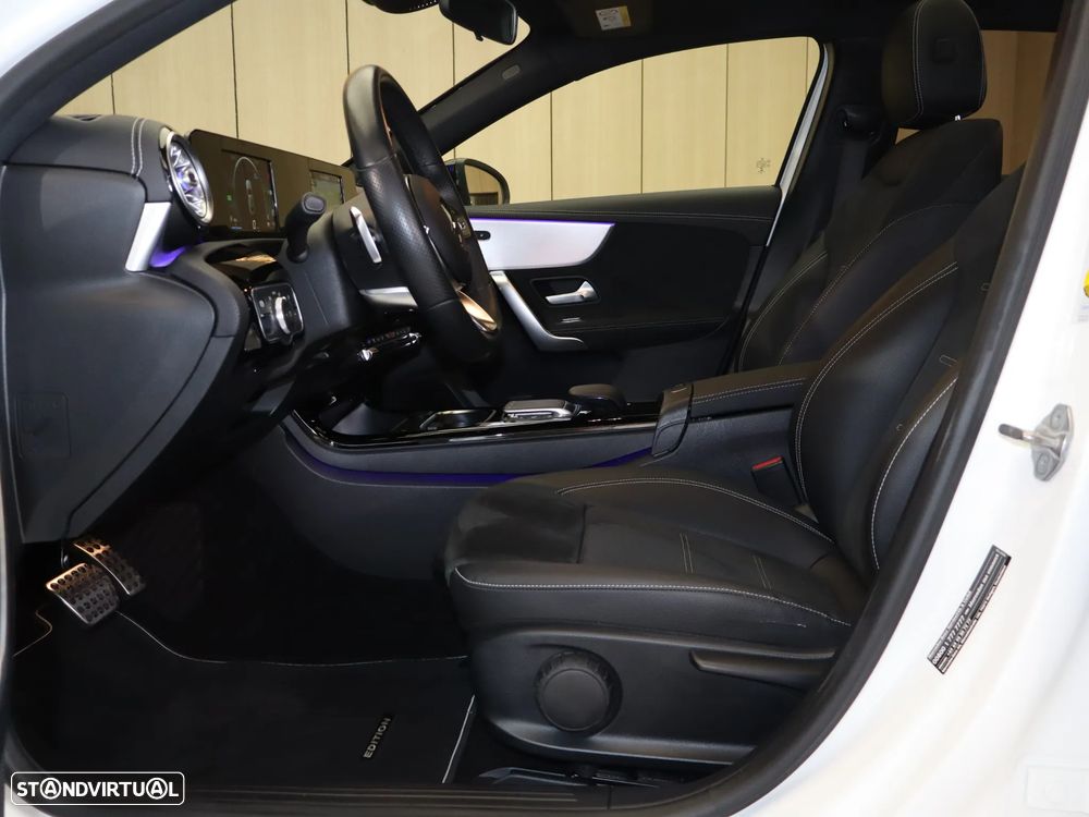 Mercedes-Benz A 250 Limousine e AMG Line - 21