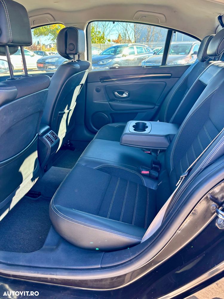 Renault Laguna ver-2-0dci-bose - 7