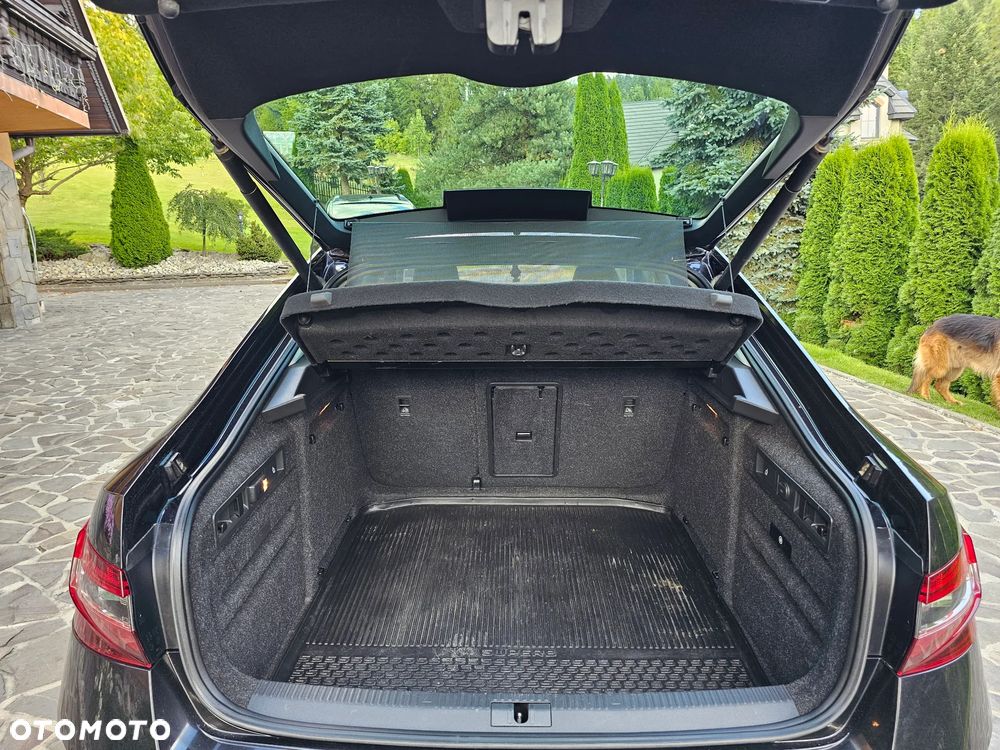 Skoda Superb 2.0 TDI 4x4 L&K DSG - 31
