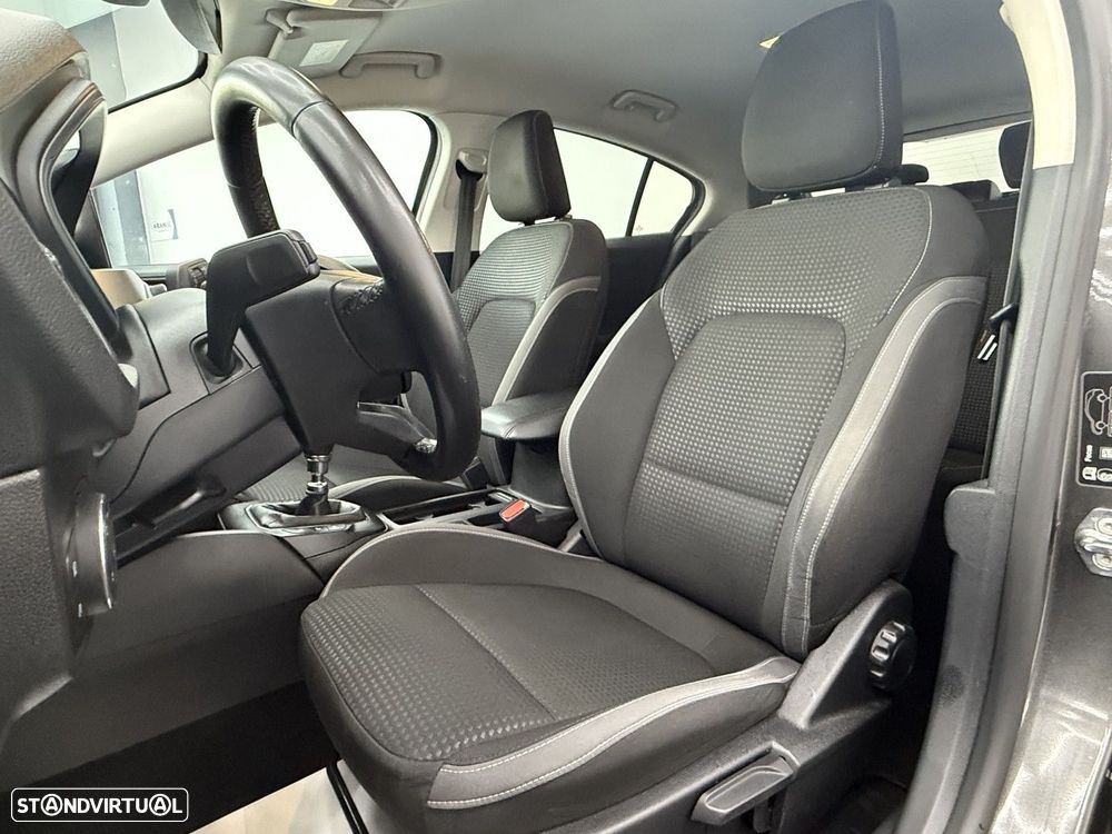 Ford Focus 1.0 EcoBoost MHEV Connected - 8