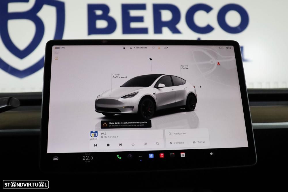 Tesla Model Y Performance Dual Motor AWD - 12