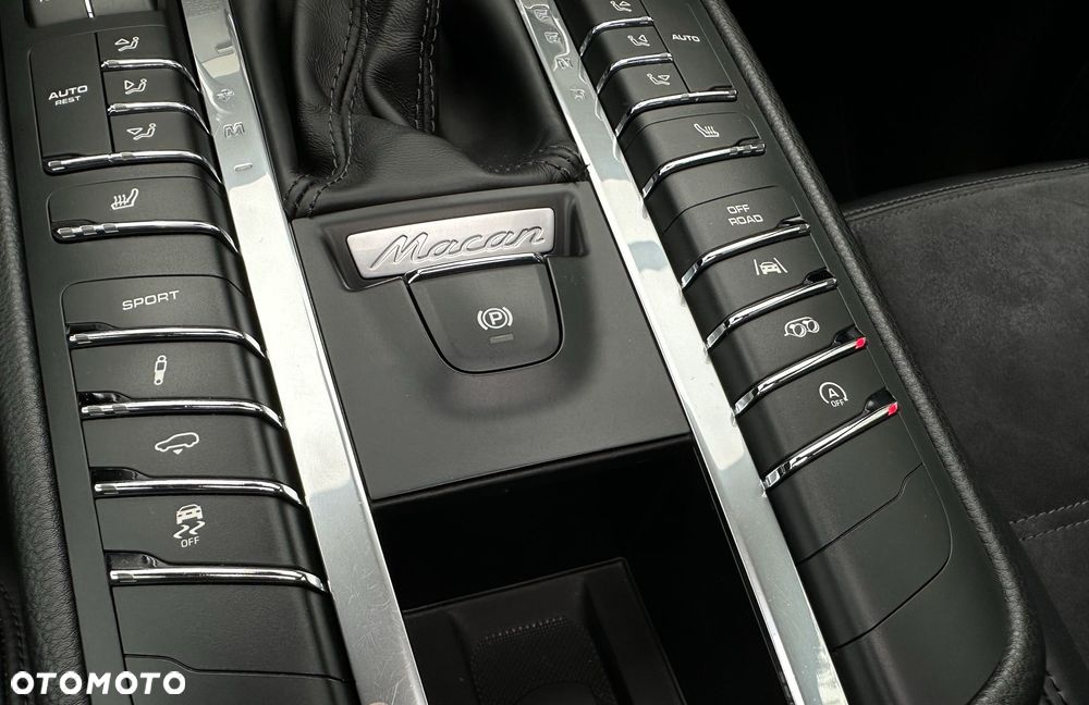 Porsche Macan GTS - 33
