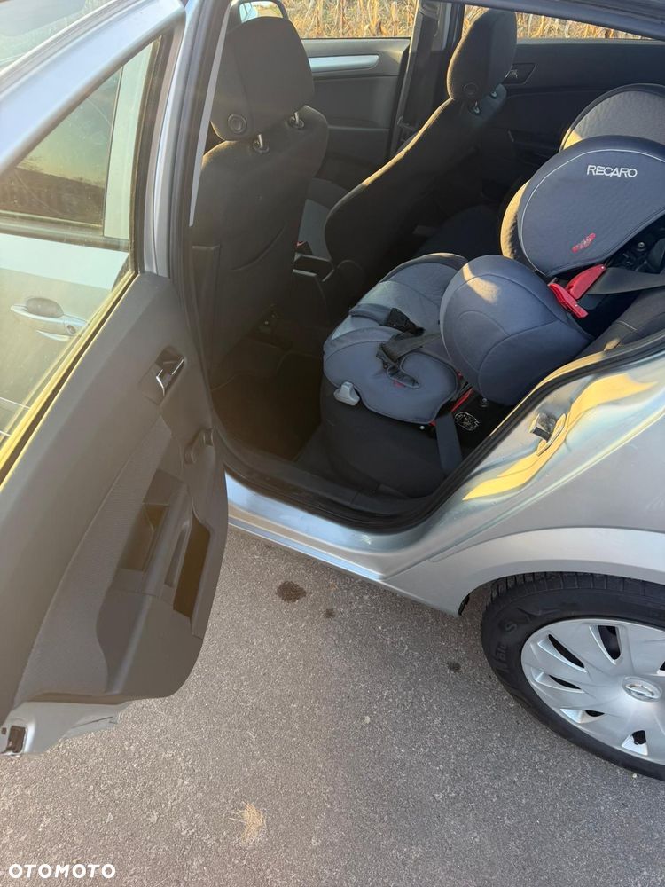 Opel Astra 1.6 - 6