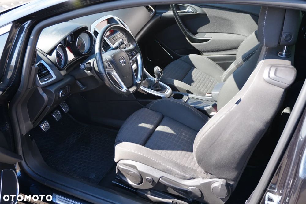 Opel Astra 1.6 T SIDI Sport S&S - 26