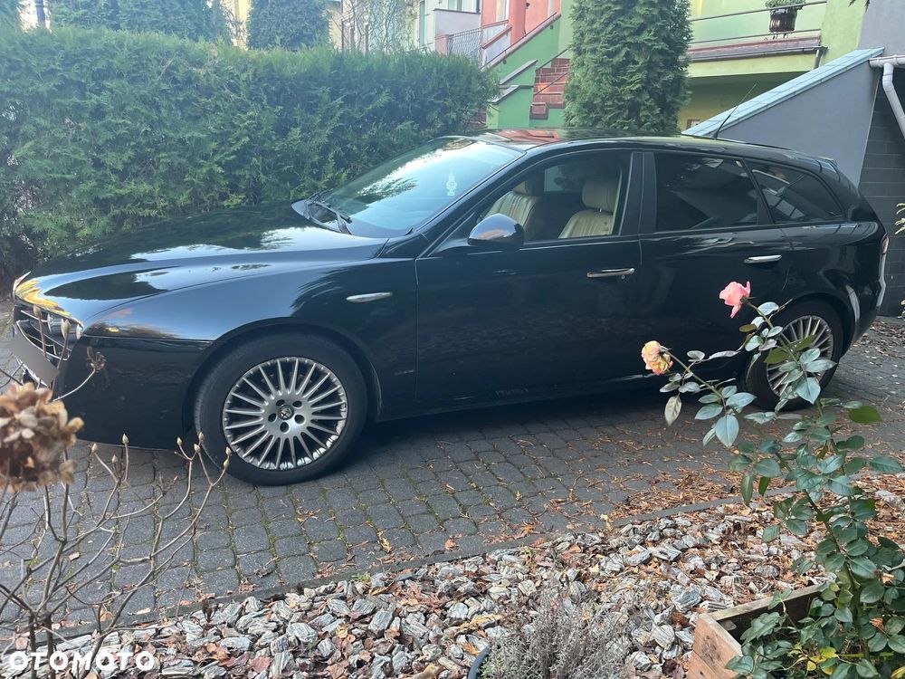 Alfa Romeo 159 1.9 JTDM 16V DPF Q-Tronic - 5