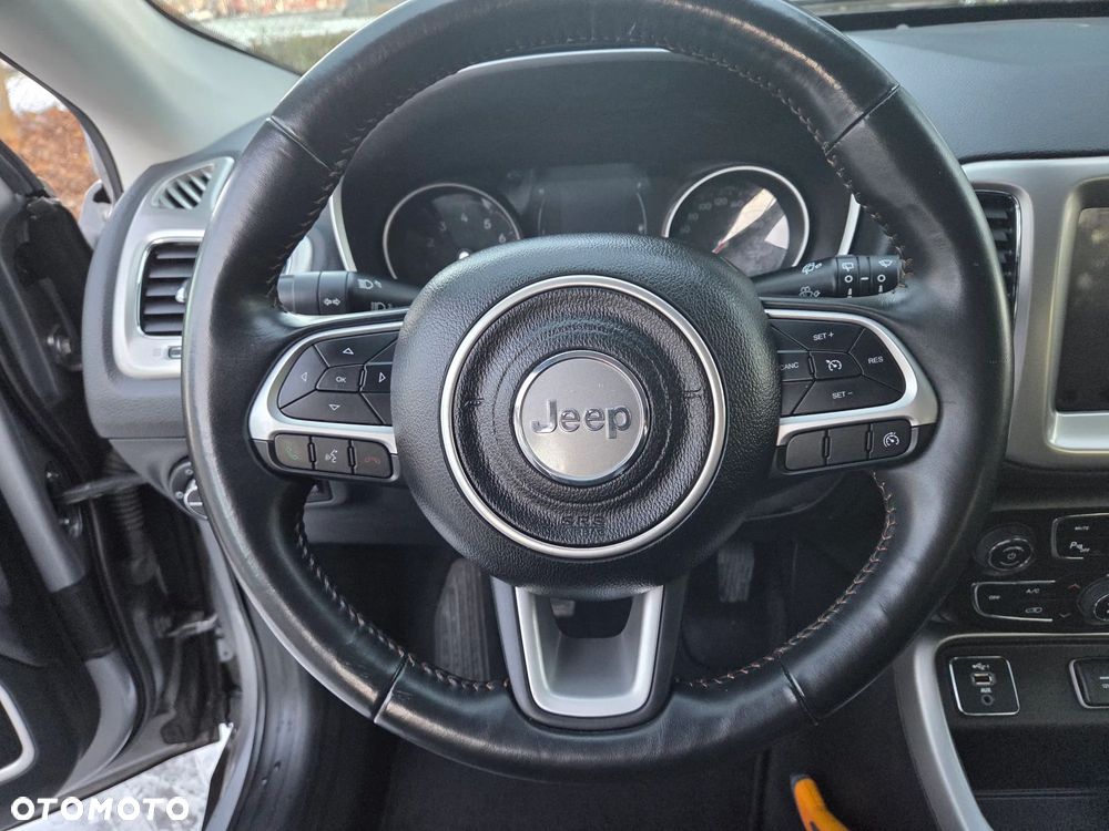Jeep Compass 1.4 MultiAir Longitude - 18