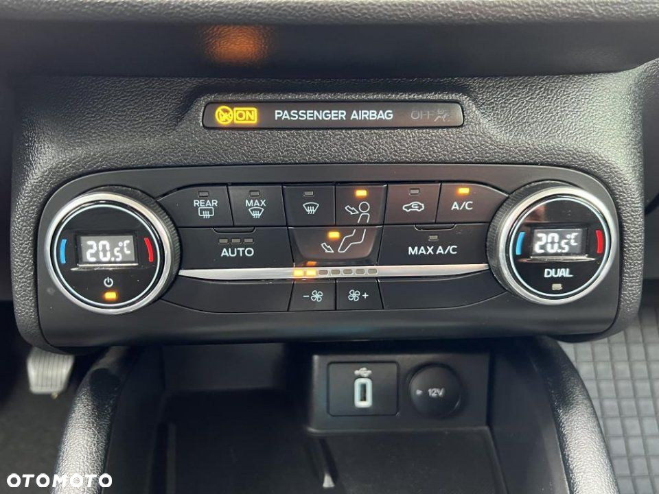 Ford Focus - 17