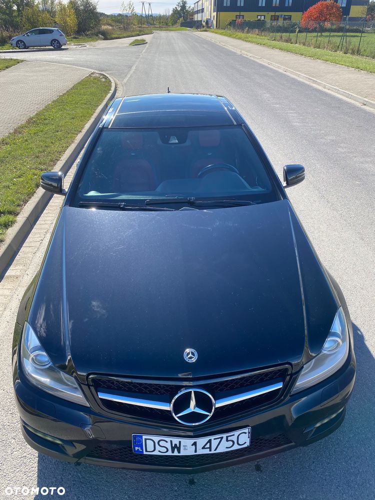Mercedes-Benz Klasa C 250 CGI BlueEff Sport - 11