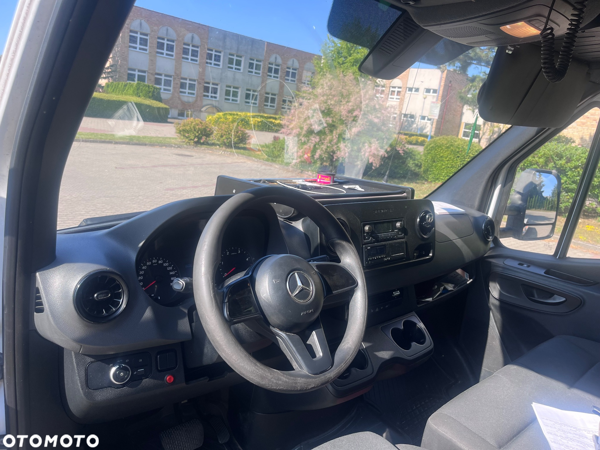 Mercedes-Benz Sprinter - 8
