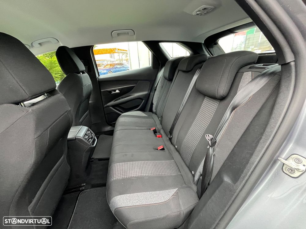 Peugeot 3008 1.5 BlueHDi Active Pack - 46