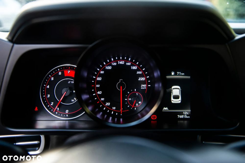 Hyundai Elantra 1.6 Smart - 21