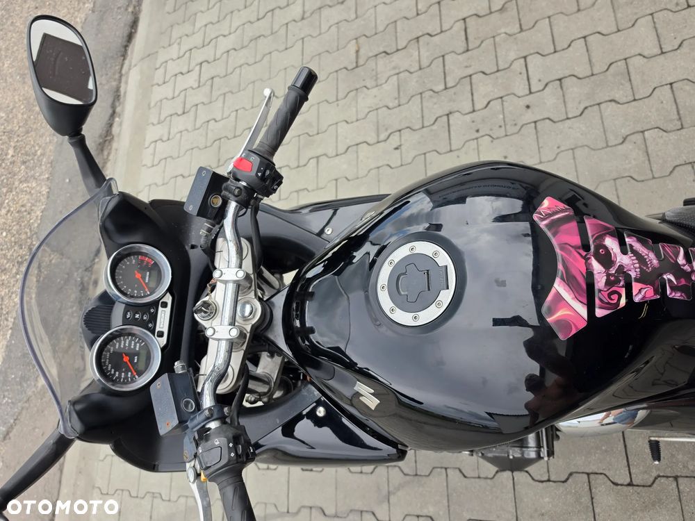 Suzuki Bandit - 30