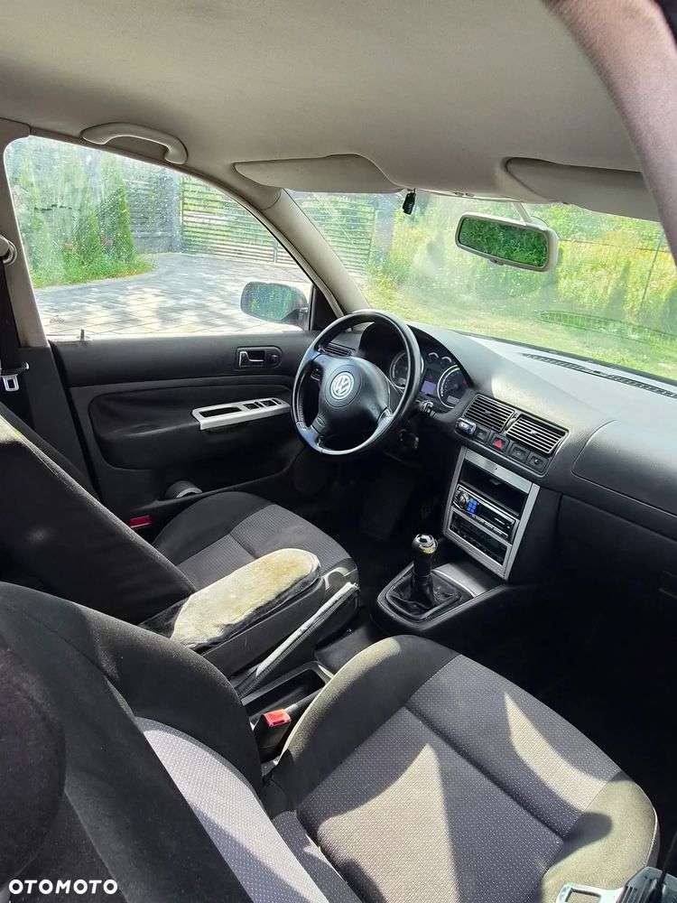 Volkswagen Golf 1.9 TDI Comfortline - 12