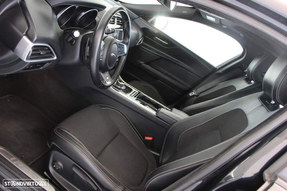 Jaguar XE 2.0 D R-Sport Aut. - 25