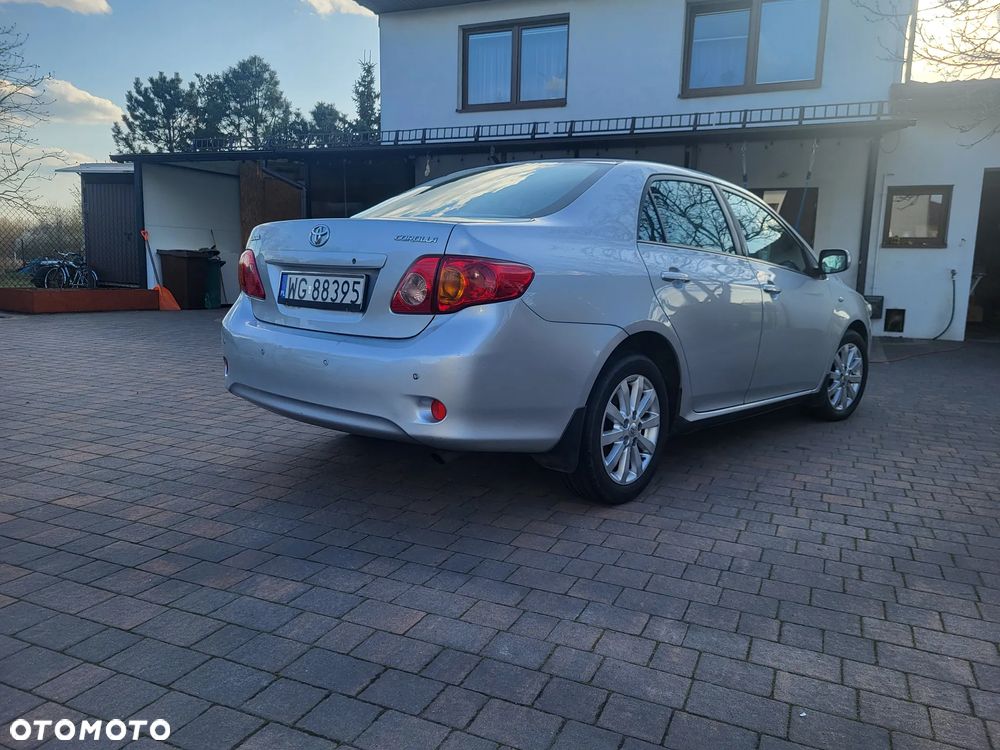Toyota Corolla - 3