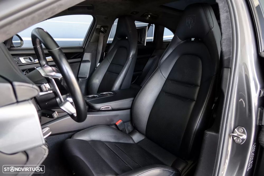 Porsche Panamera Sport Turismo Turbo - 10
