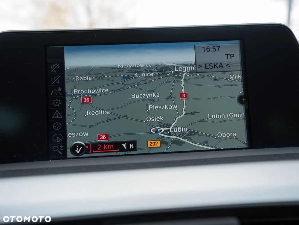 BMW Seria 3 318d Sport Line - 35