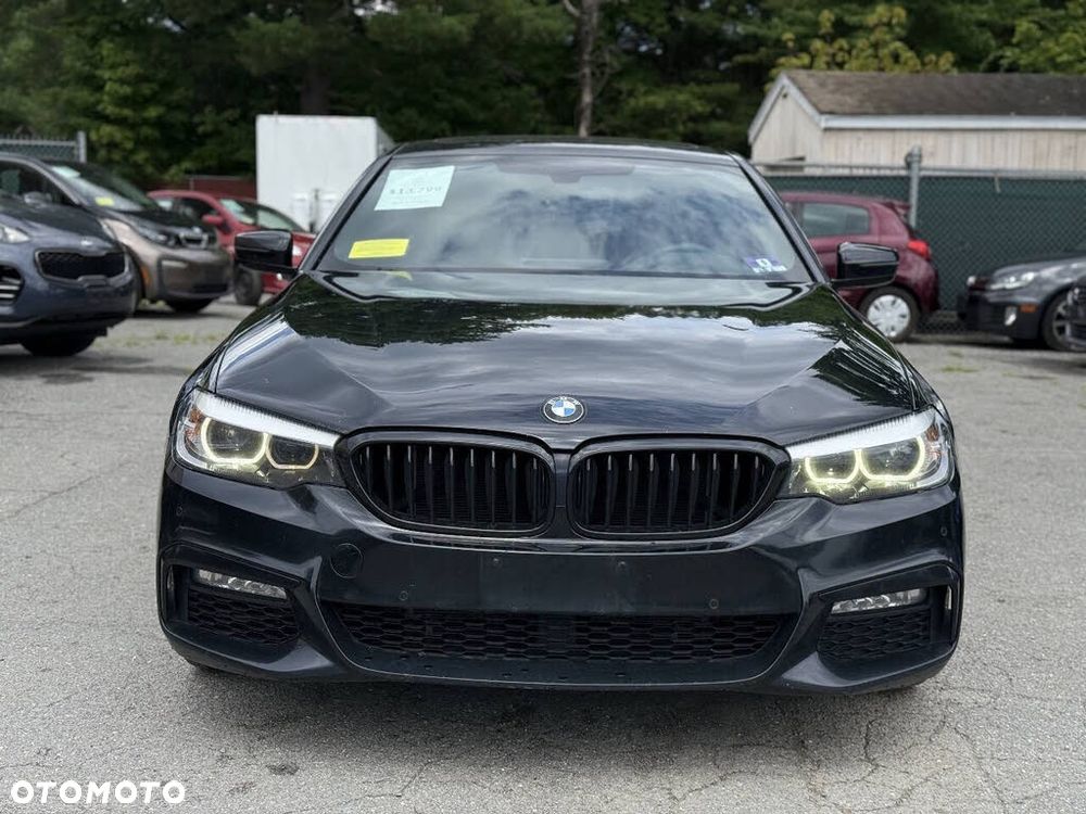 BMW Seria 5 530i xDrive M Sport Edition - 3