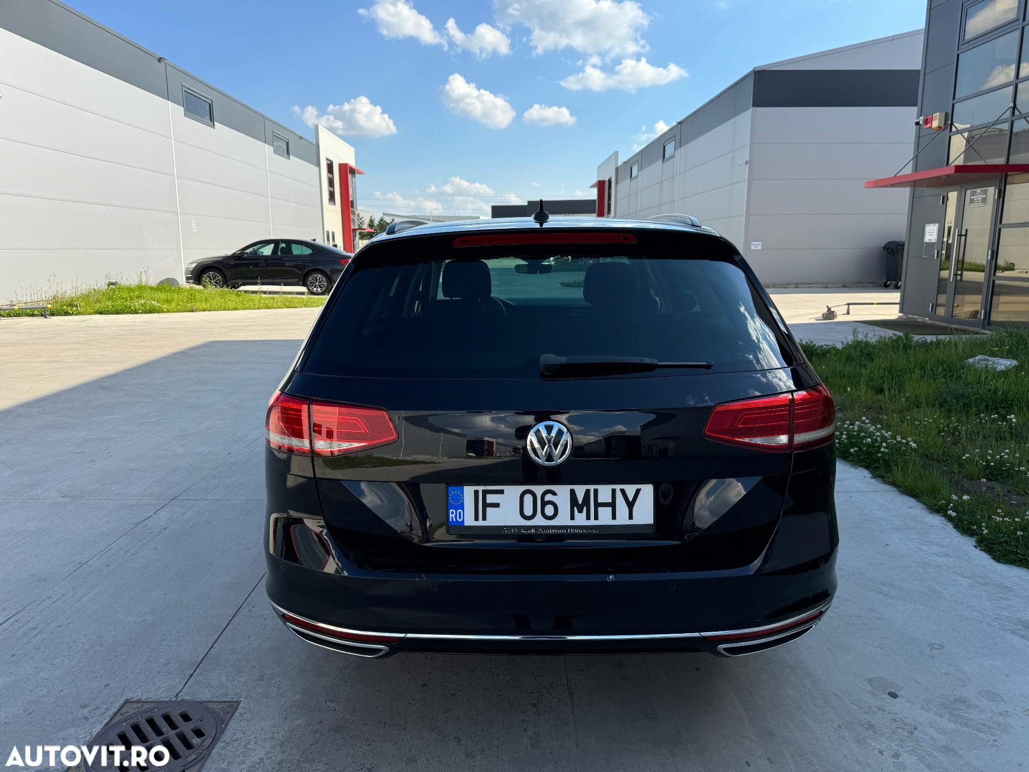 Volkswagen Passat Variant 2.0 TDI DSG 4Motion Comfortline - 6