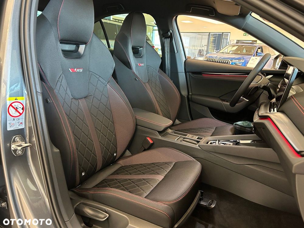 Skoda Octavia 2.0 TSI RS DSG - 23