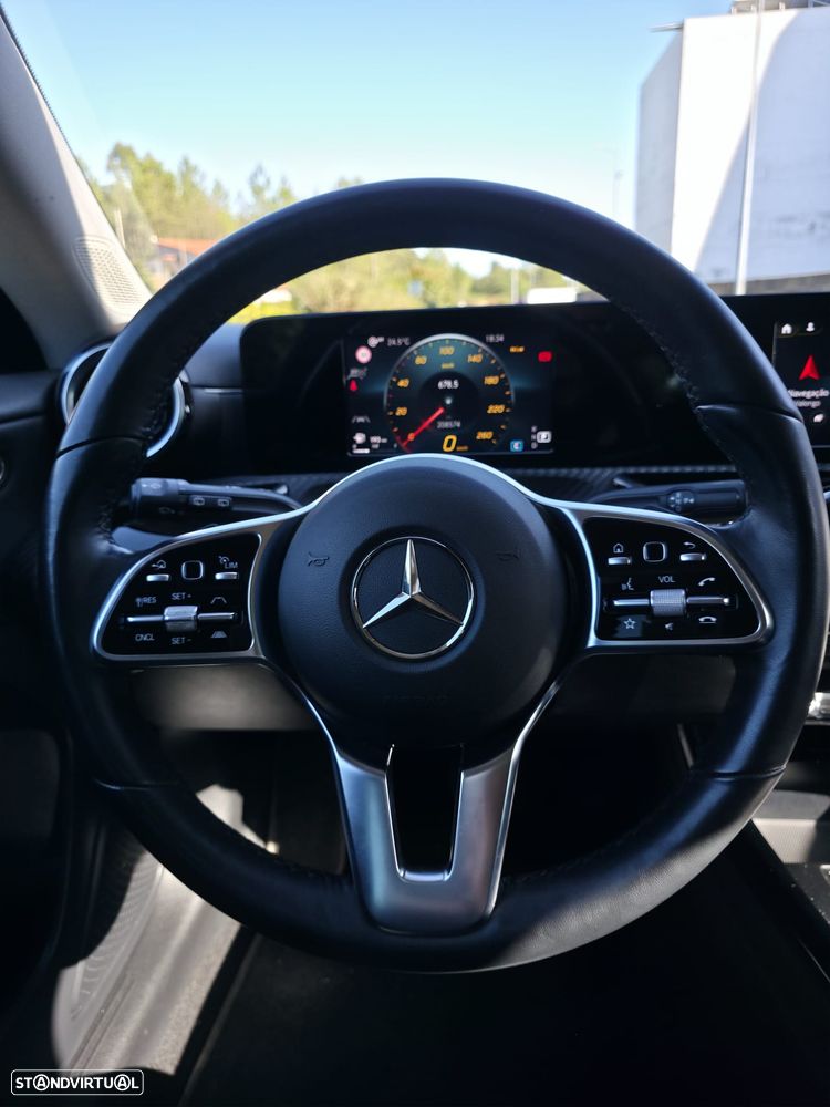 Mercedes-Benz CLA 200 - 13