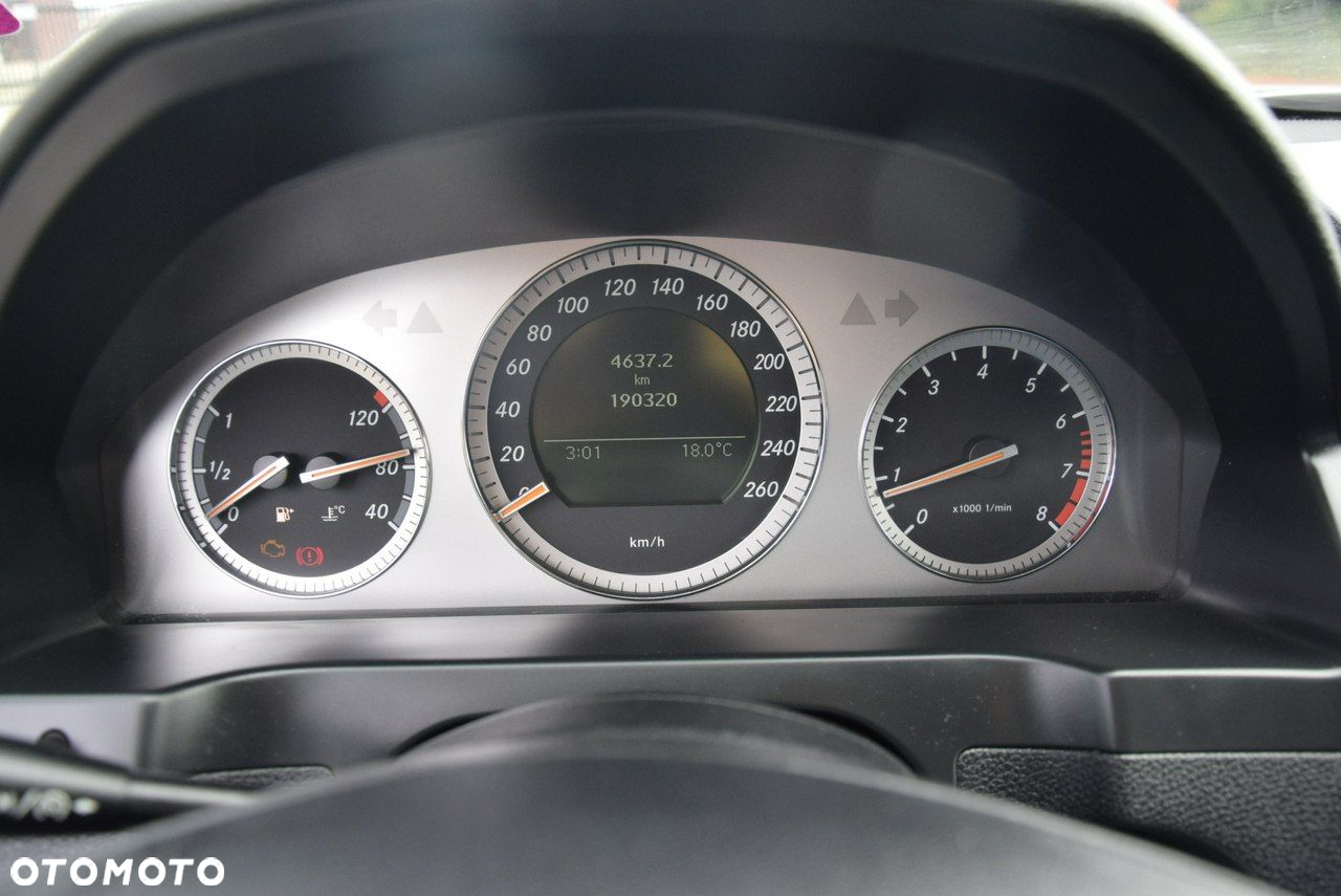Mercedes-Benz Klasa C - 30