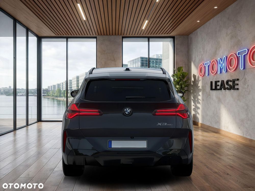 BMW X3 xDrive30e PHEV - 4