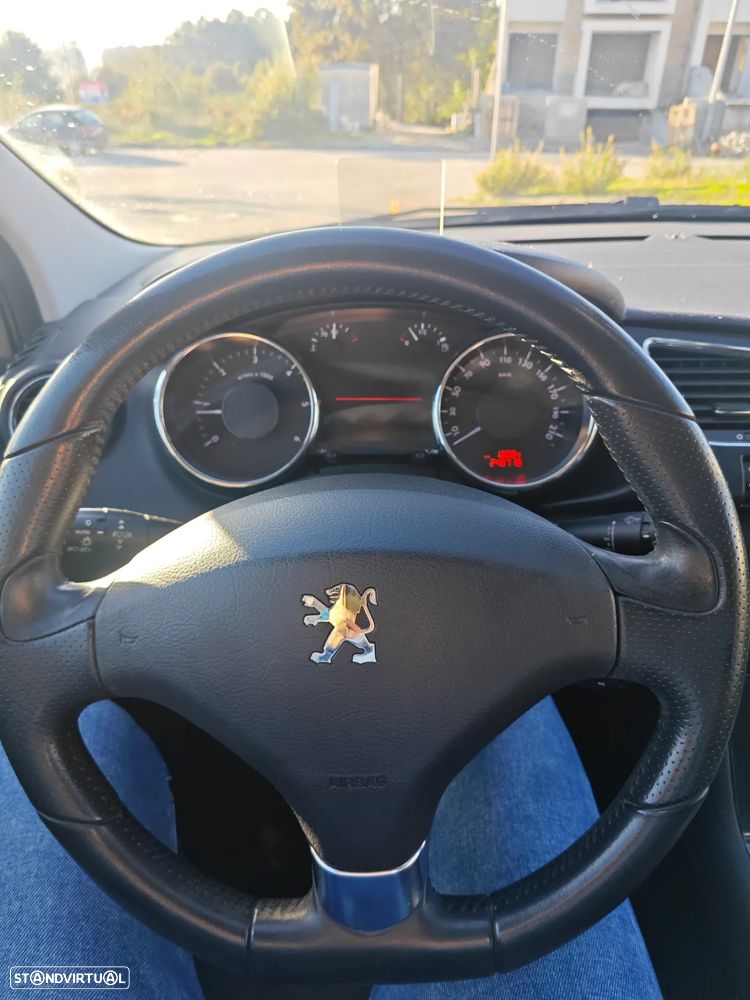 Peugeot 3008 1.6 HDi Sport - 11